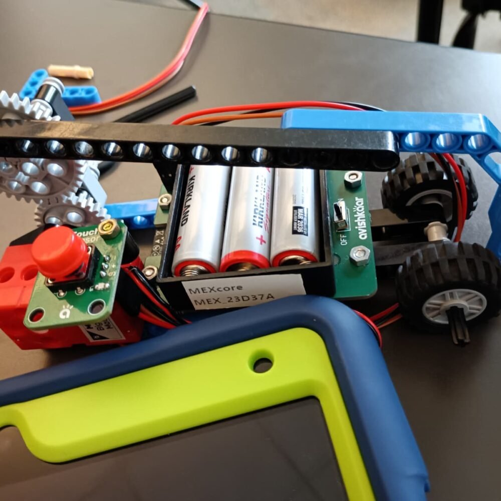 Young Inventors Lab (Capstone)